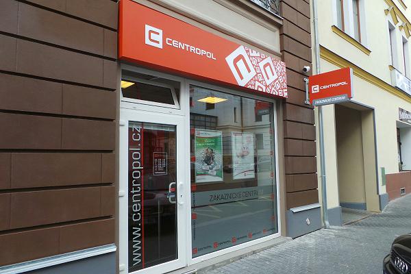 Centropol otevírá další kamenné pobočky