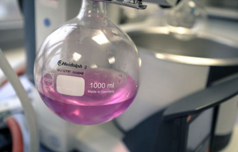 Profesionální chladící emulze do vaší obrobny