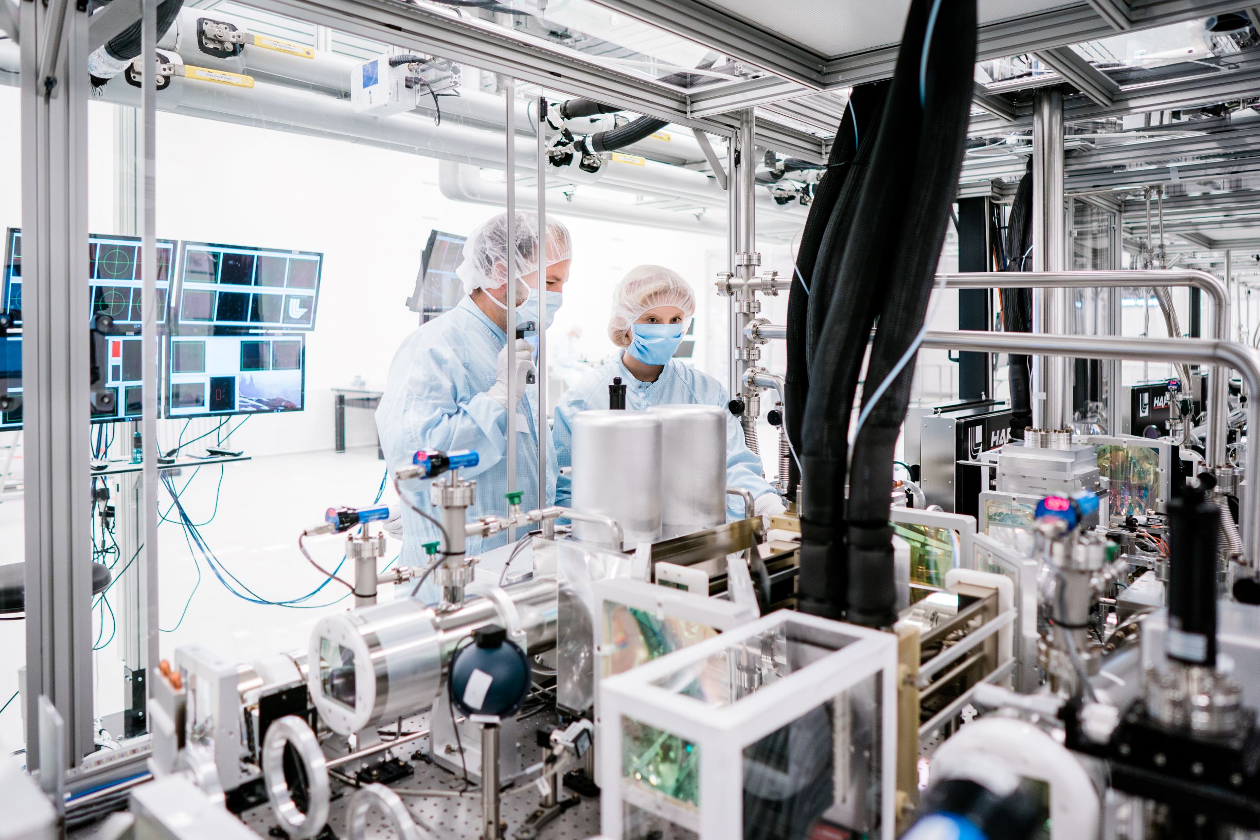 I výzkum se musí přizpůsobit nové situaci, říká hlavní manažer ELI Beamlines Roman Hvězda