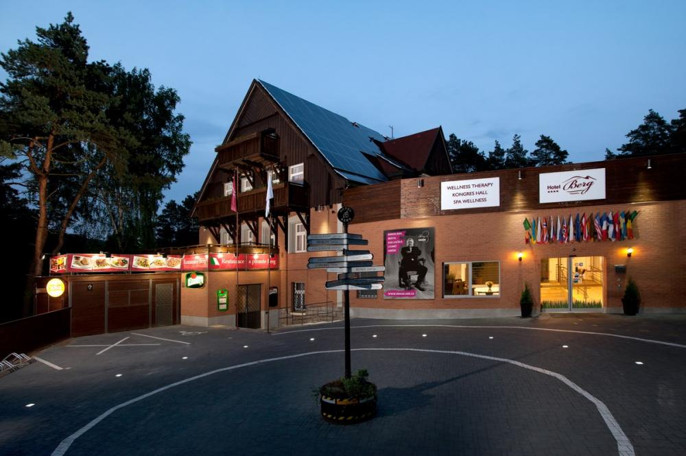 Tajemné české hrady a zámky. Víme, kde straší!