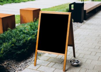 Reklamní stojany jako základ úspěšné propagace