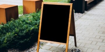 Reklamní stojany jako základ úspěšné propagace