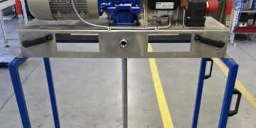 Výroba kapalin do ostřikovačů – míchadla a dávkování | [Teknomatik]